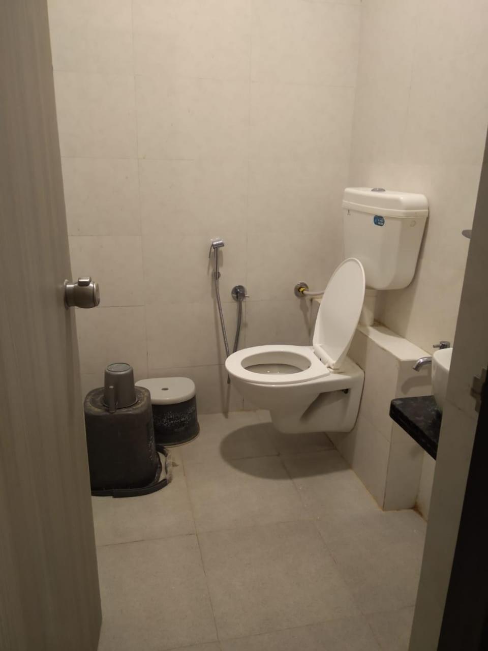 Hotel Selfie Inn Ahmedabad Ngoại thất bức ảnh