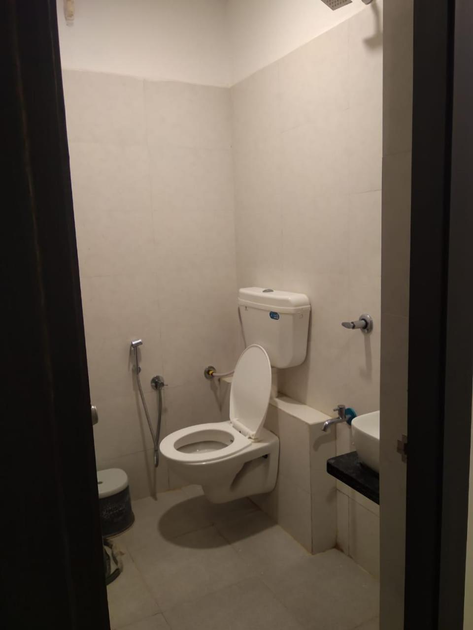 Hotel Selfie Inn Ahmedabad Ngoại thất bức ảnh
